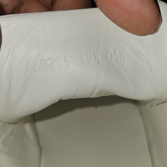 Preloved Gucci Ace Sneakers- Rhinestone Snake - Picture 7 of 9